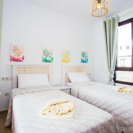 Impeccable Modern 2-bed - Casa Michelle Villa *